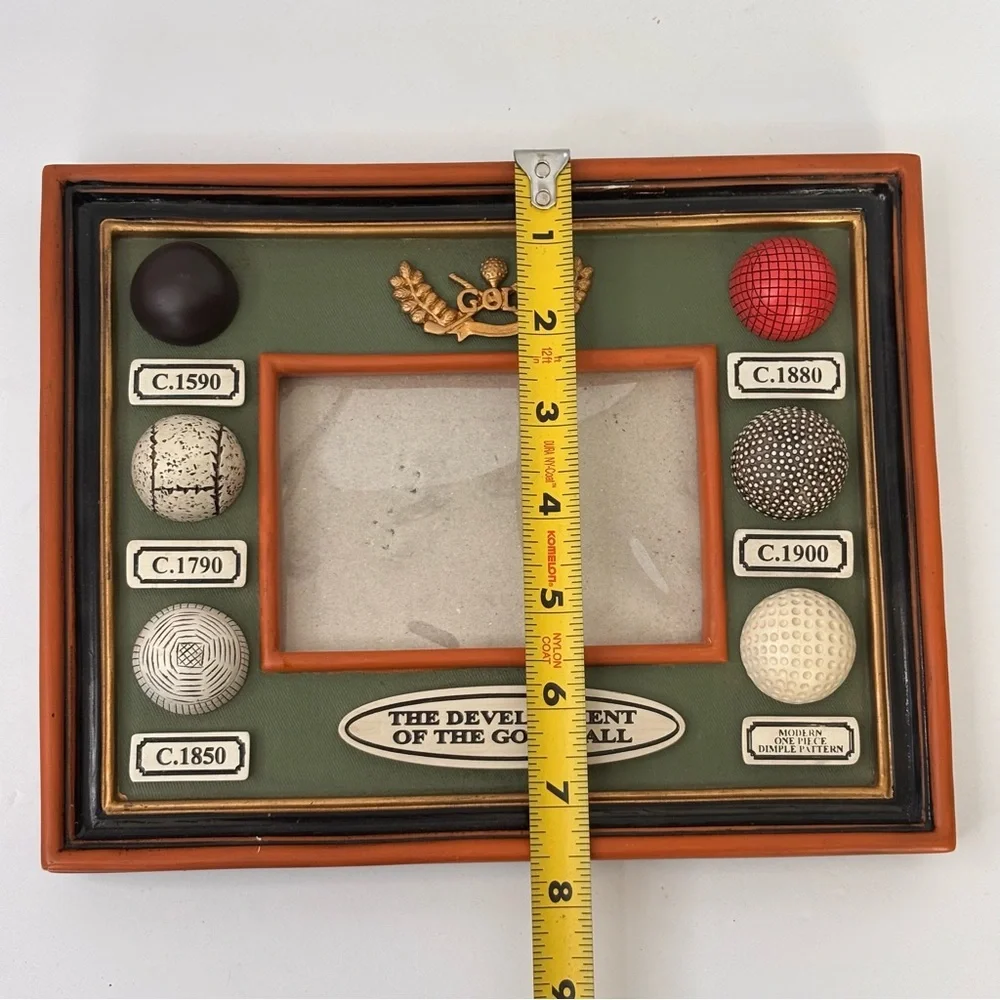 3D Golf Ball Picture Frame - Golf Balls have Texture